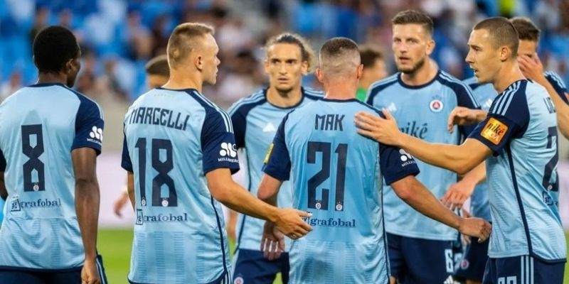 Iberia 1999 vs Slovan Bratislava có lần đầu so tài Iberia 1999 vs Slovan Bratislava có lần đầu so tài